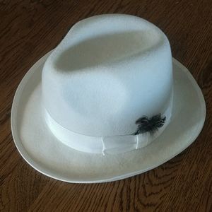 Stacy Adams White Hat Felt Large